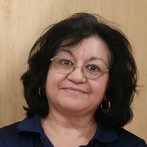 Meet your Posher, Almeda